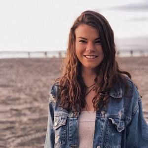 Meet your Posher, Ella